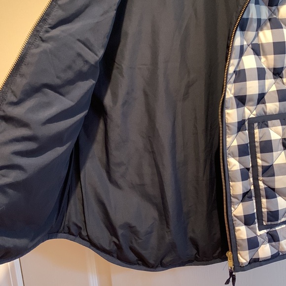 J. Crew Down Buffalo Check Puffer Vest Navy/White Medium EUC Reposhed - Picture 5 of 16